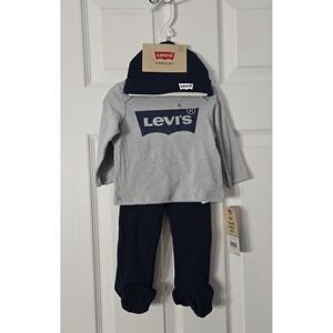 Levi's infant Boys 3 Piece Set New Size 6 months